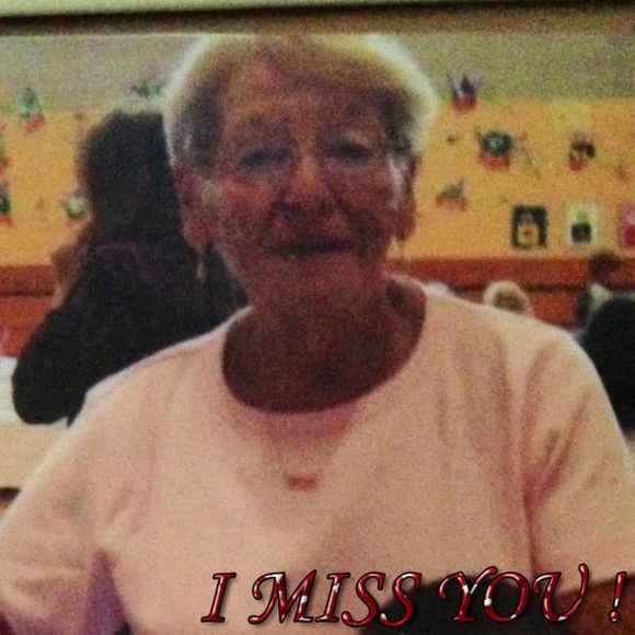 Meet your Posher, Alycia - Picture 1 of 1